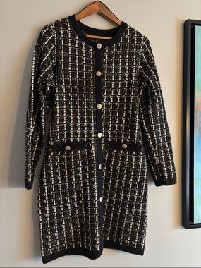 Tahari Black and Cream Tweed Long Sleeve Button Front Dress